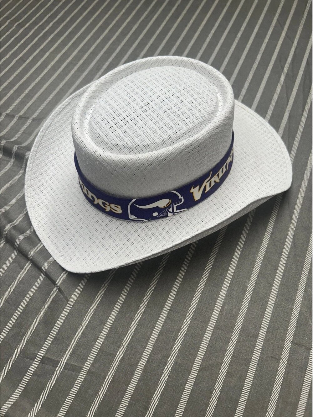 TGH Quality Hat Minnesota Vikings straw cowboy hat Medium